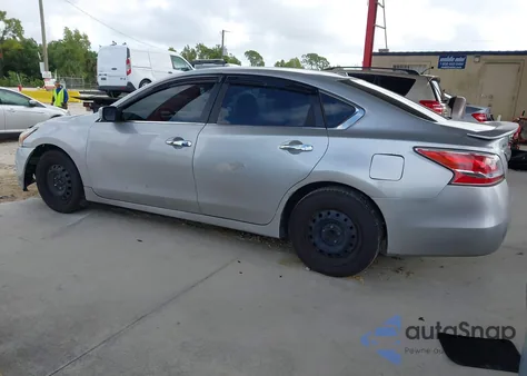 2015 Nissan Altima 2.5/2.5 S/2.5 Sl/2.5 Sv from USA, damaged, VIN 1N4AL3AP2FC175288